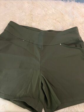 INC International Olive Green size 16